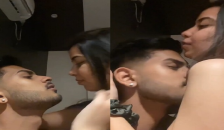Super hot figure on boyfriend lap for viral foreplay